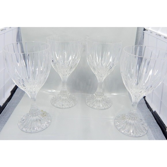 Mikasa Crystal Park Lane Goblet Wine Glasses Set of 4 SN101 701 - Picture 3 of 10